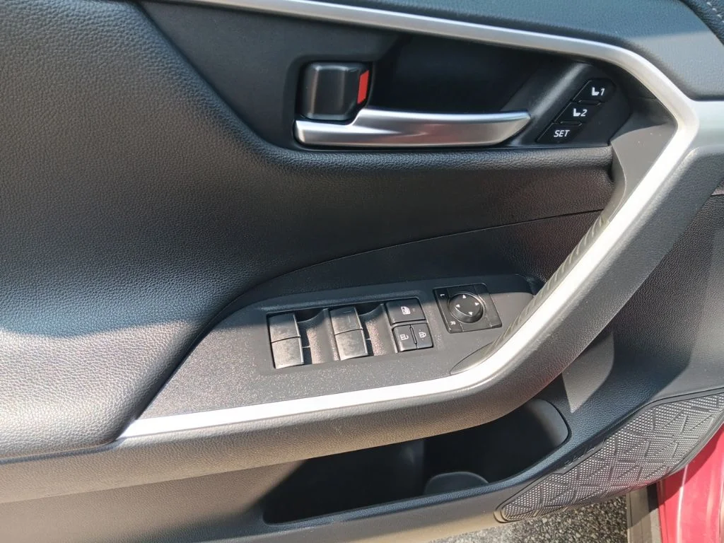 Used 2019 Red Metallic Toyota Limited image 15