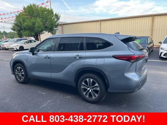 Used 2023 Gray Toyota XLE image 39