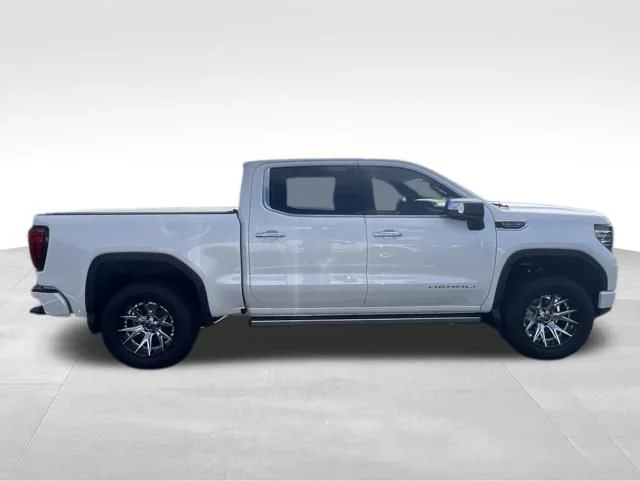 Used 2025 White Frost Tricoat GMC Denali image 47