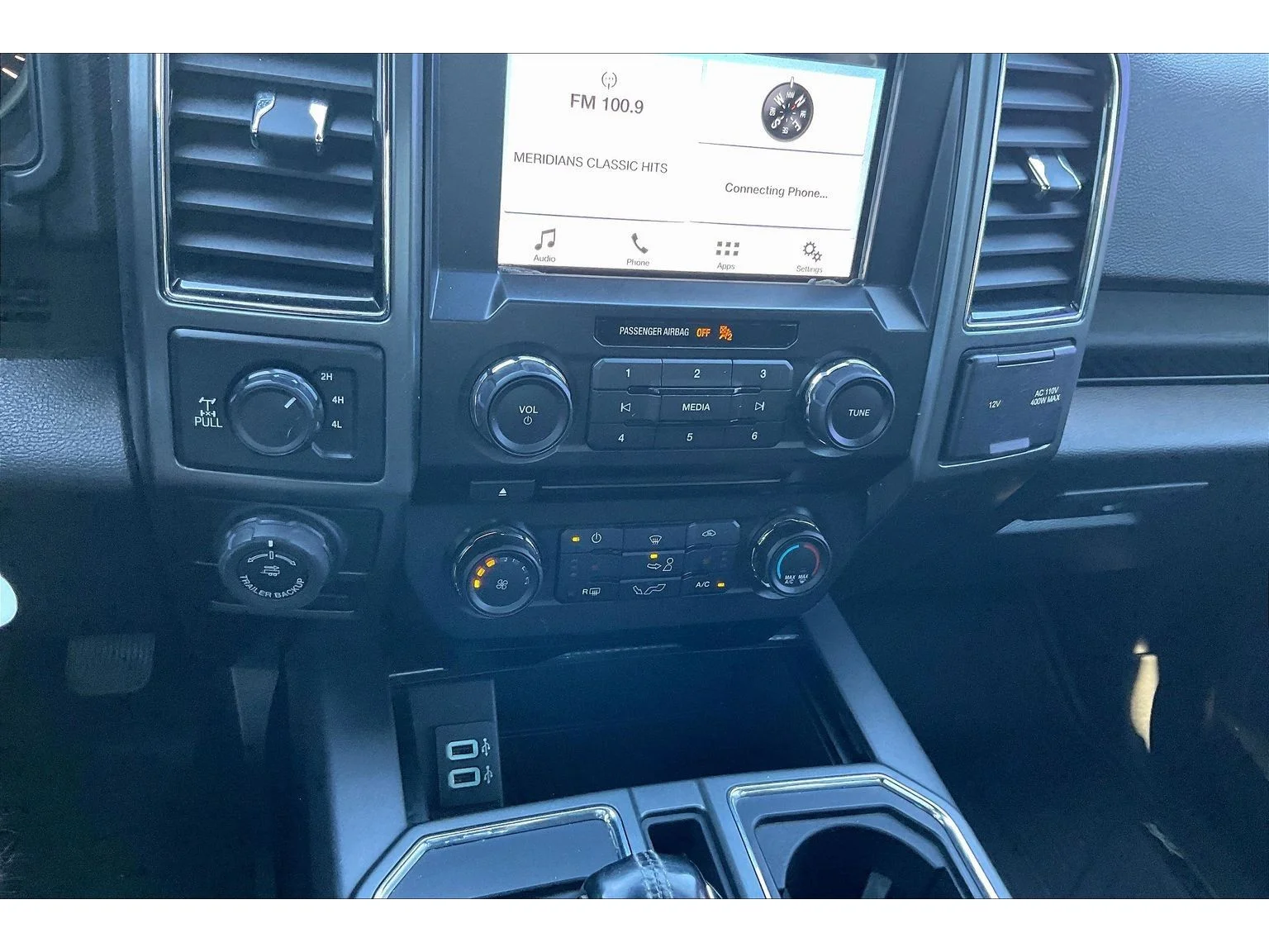 Used 2018 Gray Ford XL image 21
