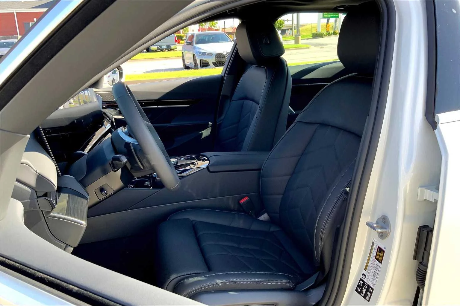 2026 BMW 5 Series 530i - Photo 9