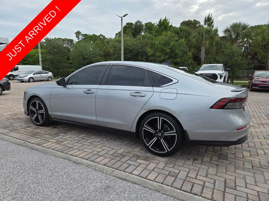 Used 2023 Silver Honda Sport image 9