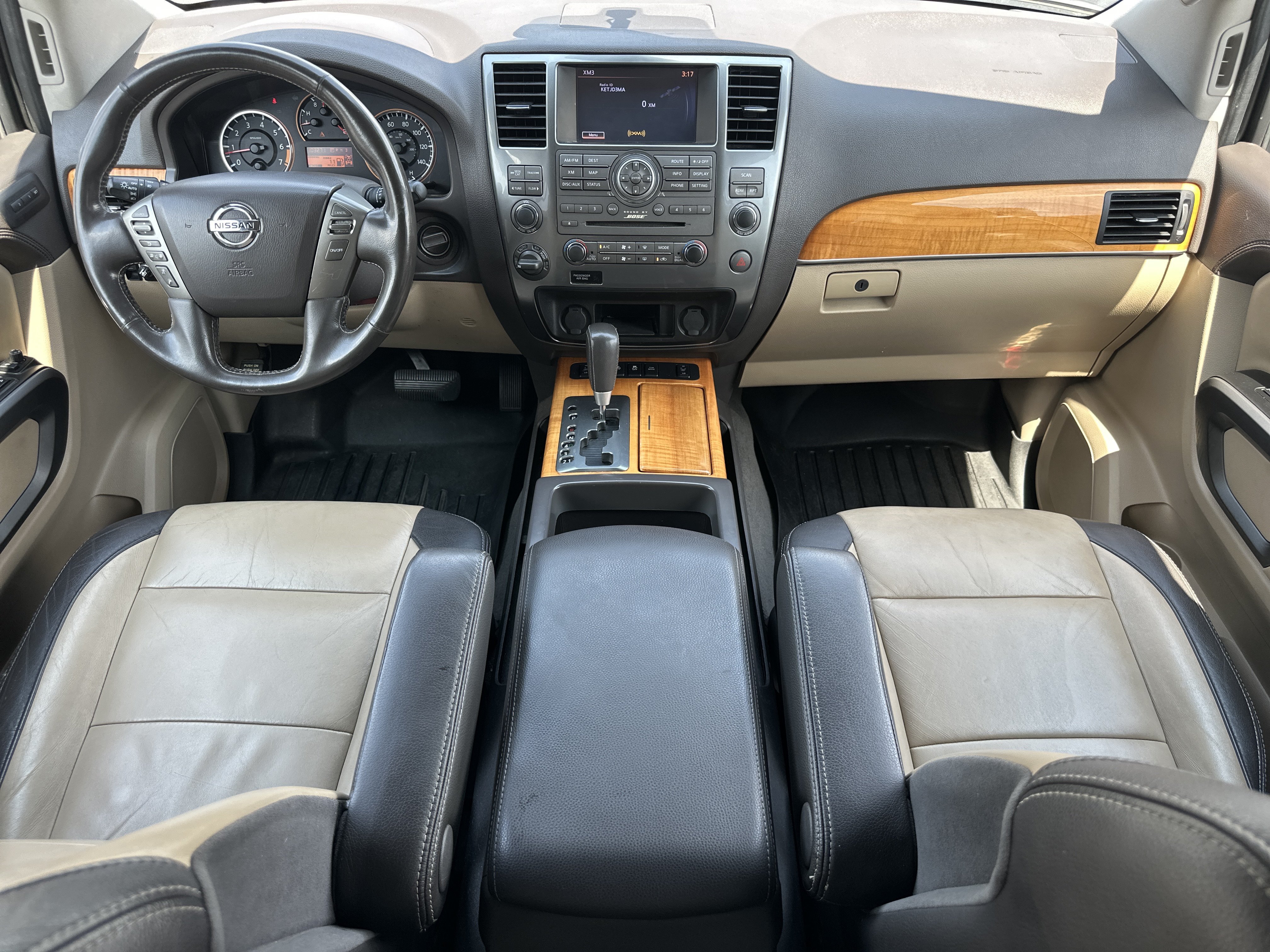 Used 2015 Java Metallic Nissan Platinum image 23