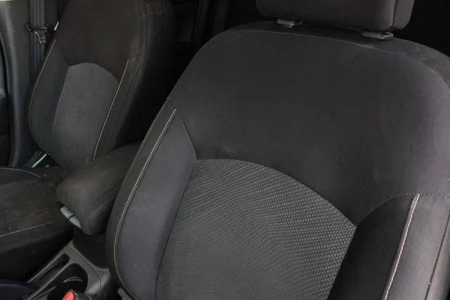 Used 2013  Mitsubishi LE image 4