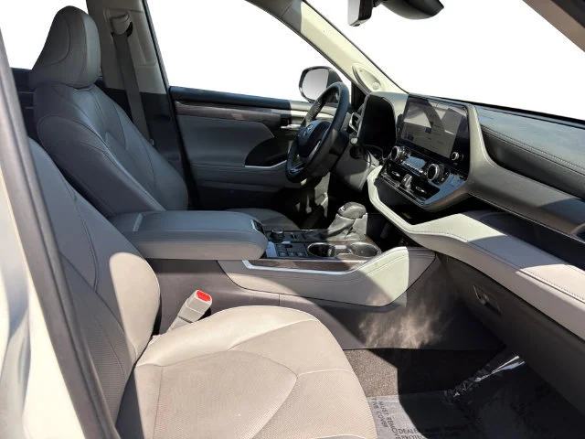 2024 Toyota Highlander Limited - Photo 20