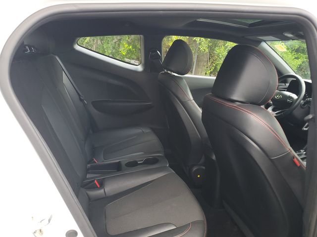 2020 Hyundai Veloster Premium - Photo 27