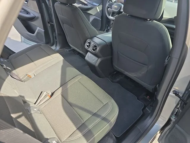 New 2025 Sterling Gray Metallic Chevrolet LT image 13