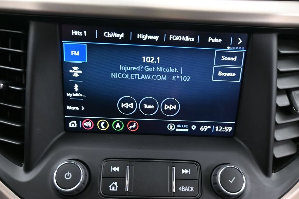 Used 2022 Ebony Twilight Metallic GMC Denali image 14
