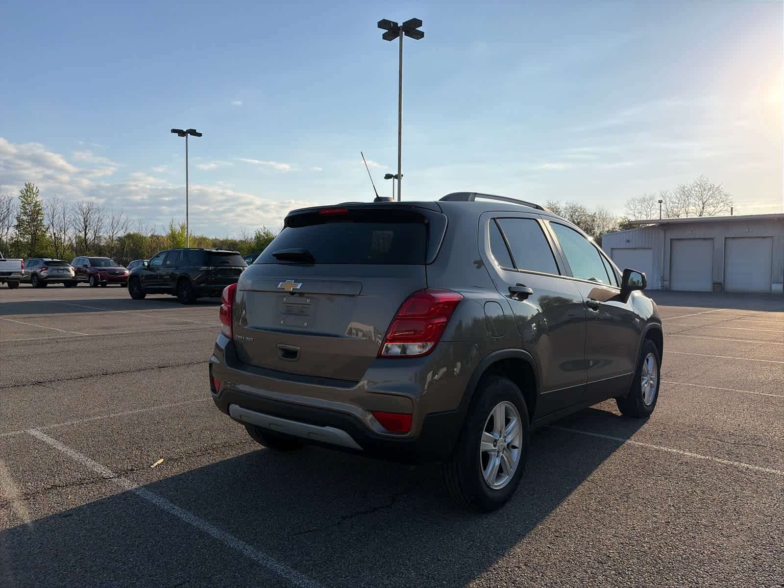 KL7CJPSM9NB566363