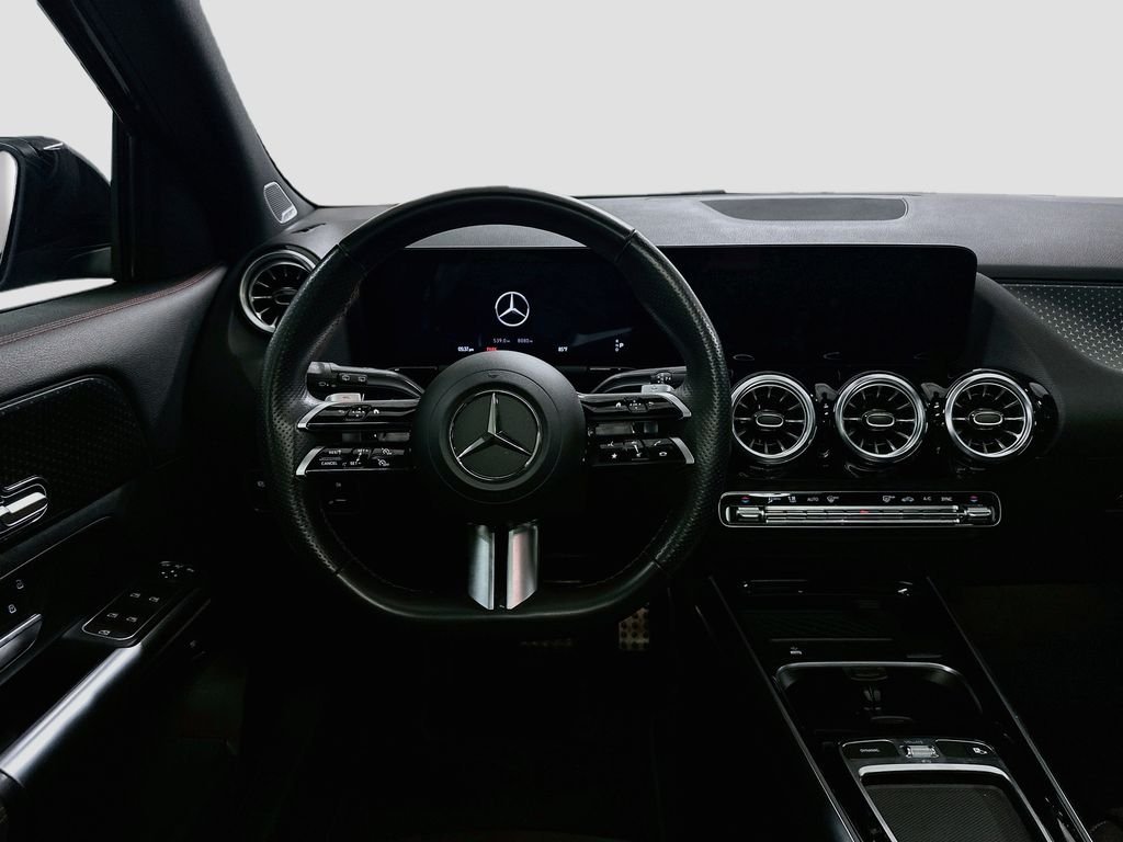 Certified Used 2025 Gray Mercedes-Benz GLA 250 image 22