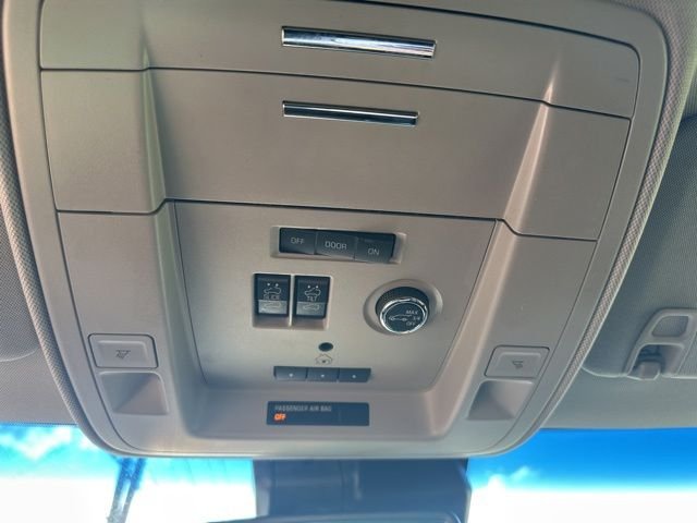 Used 2019 Gray Chevrolet Premier image 22