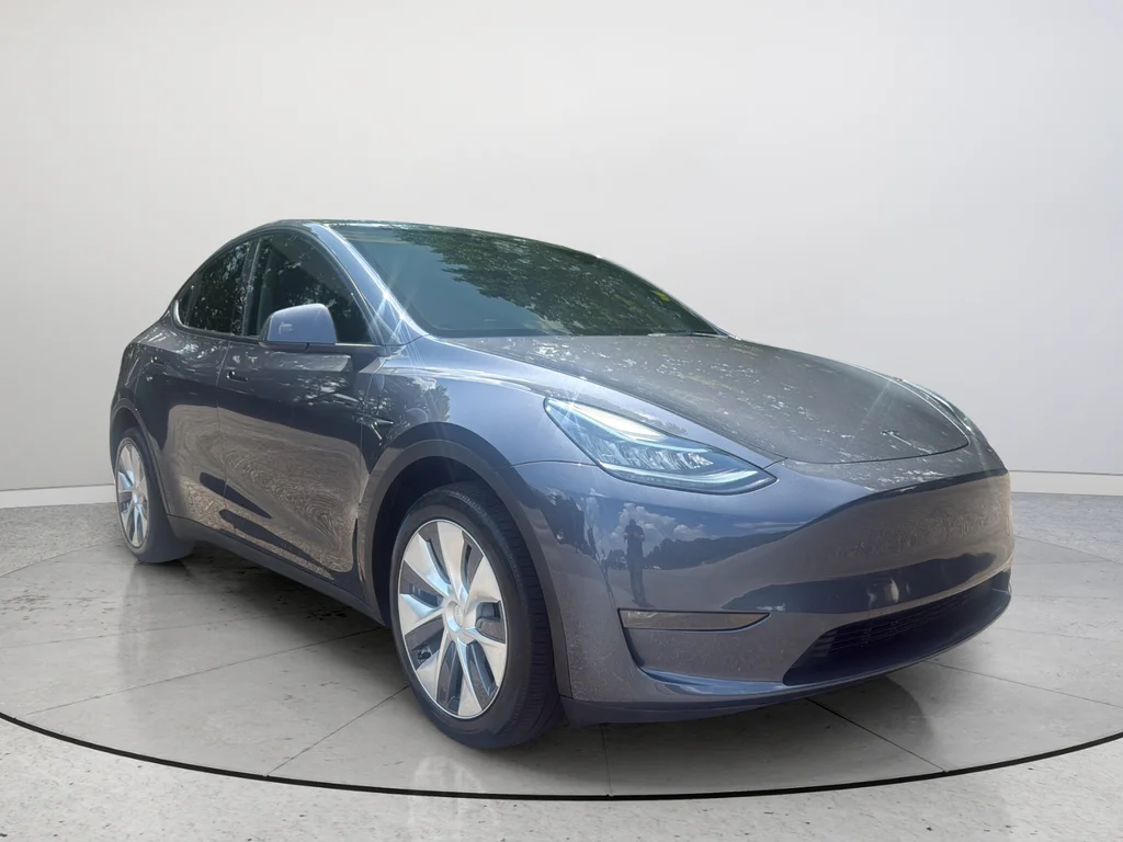 2023 Tesla Model Y Long Range Dual Motor All-Wheel Drive's photo