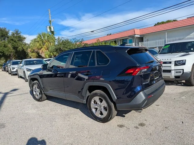 Used 2023  Toyota XLE image 4