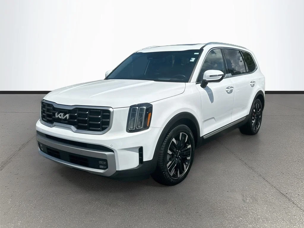 Certified Used 2023 White Kia SX-Prestige image 3