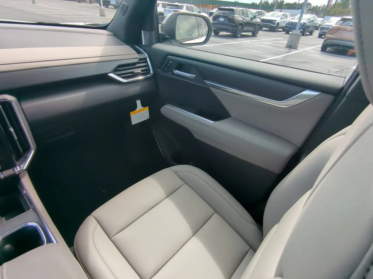 2027 GMC Acadia Elevation - Photo 16