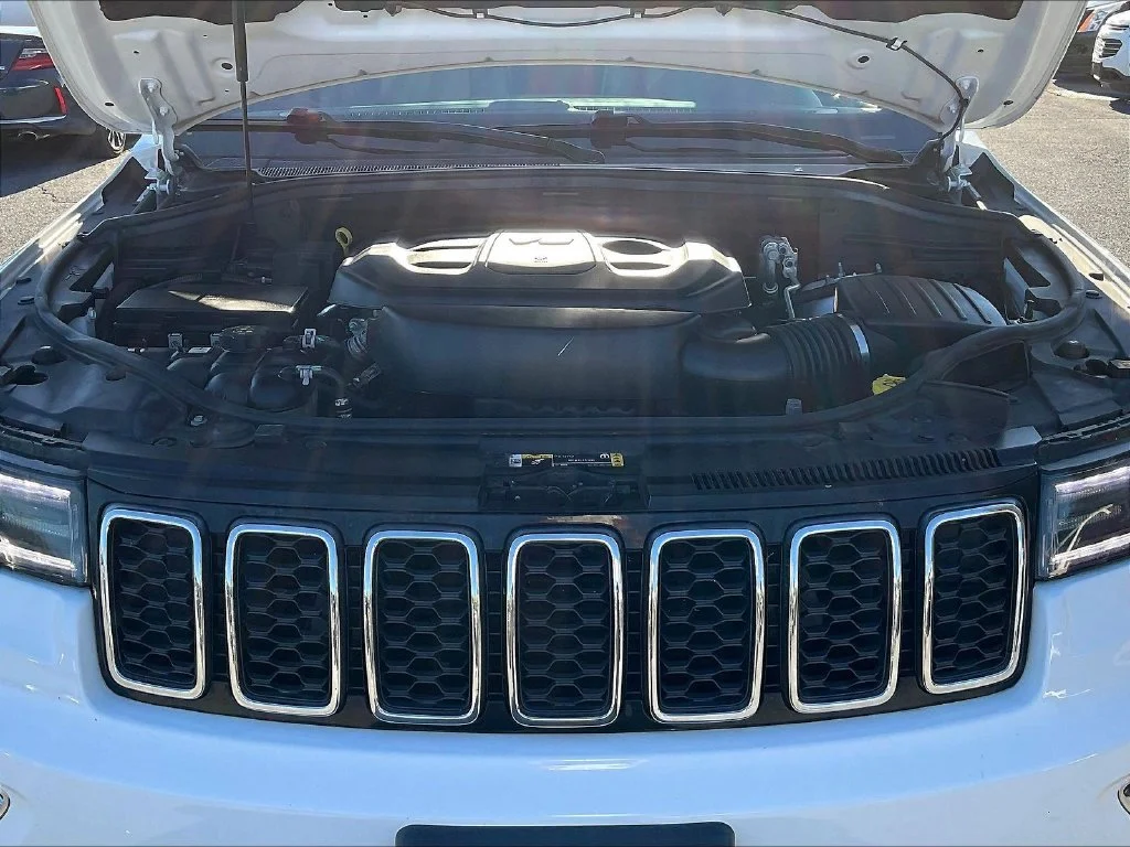 Used 2021 Bright White Clearcoat Jeep Limited image 32