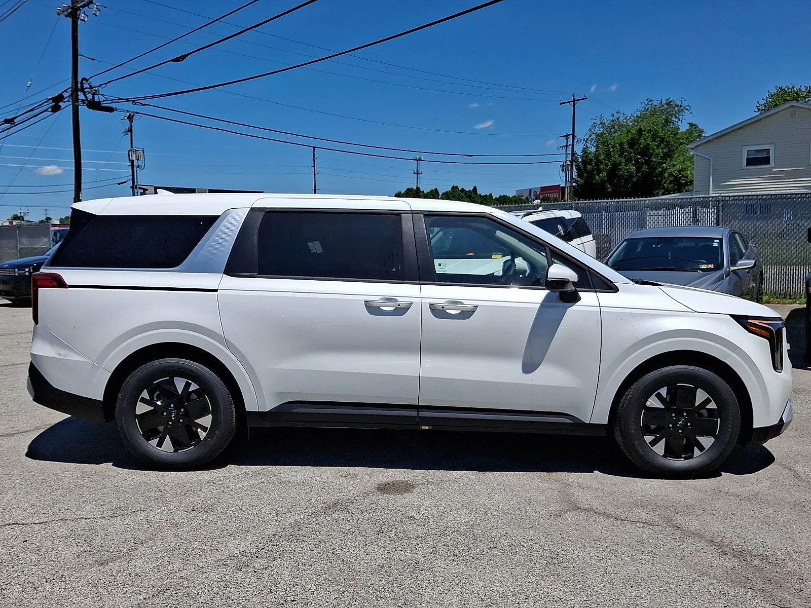 New 2026 White Kia LXS image 8