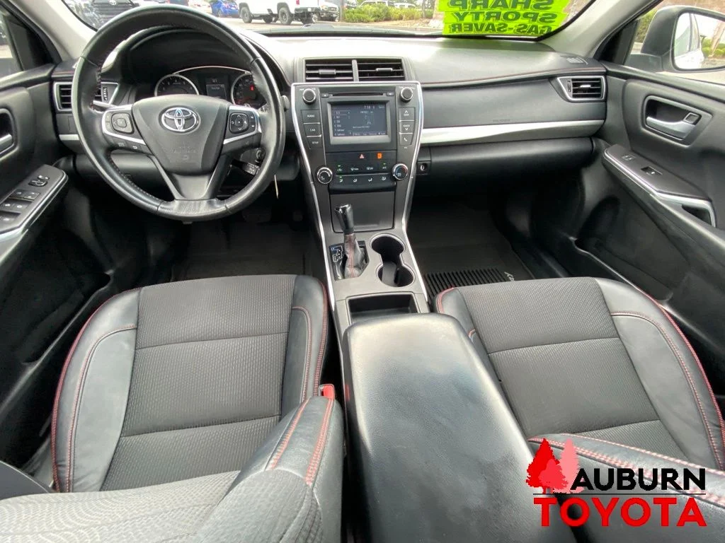 Used 2017 Ice Cap Toyota SE image 24