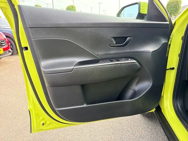 Used 2025 Neoteric Yellow Hyundai SEL image 16