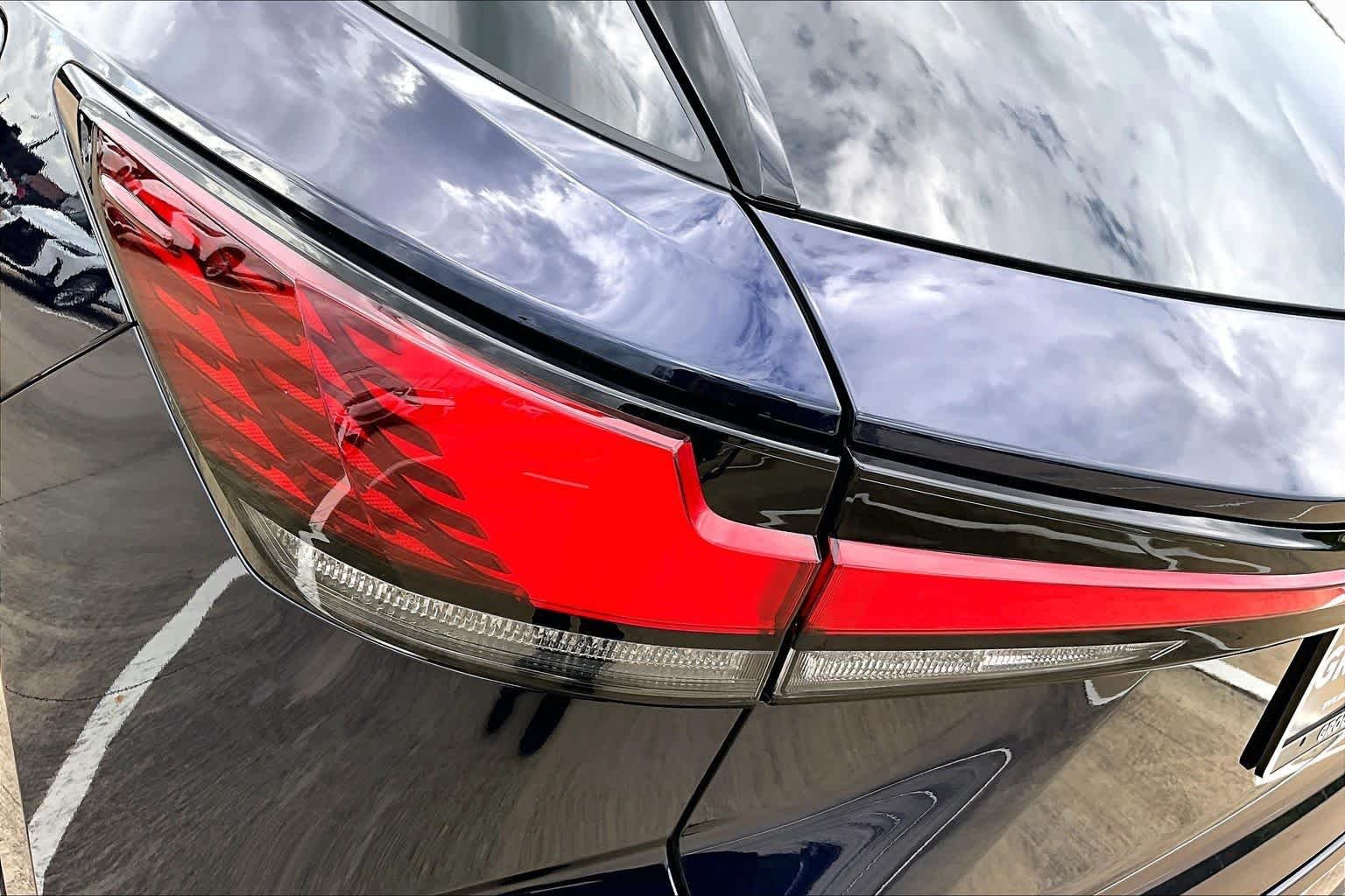 Used 2025 Nightfall Mica Lexus Premium image 29