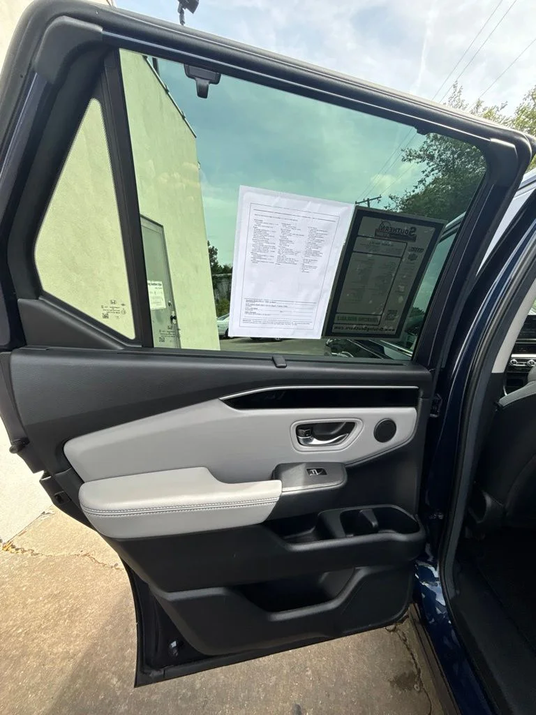 Used 2025 Blue Honda EX-L image 15
