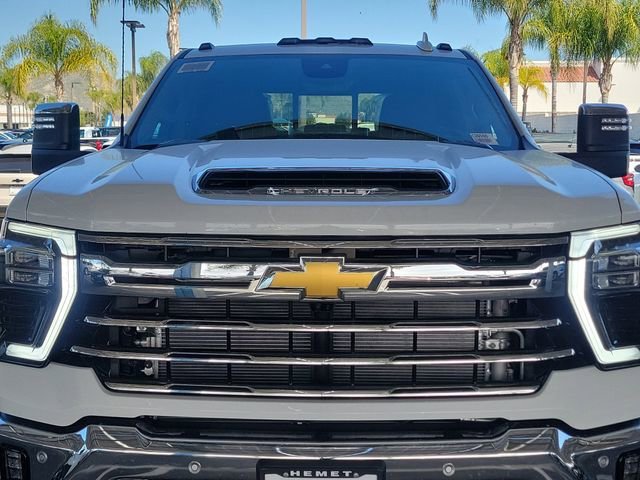 New 2026 Summit White Chevrolet LTZ DRW image 20