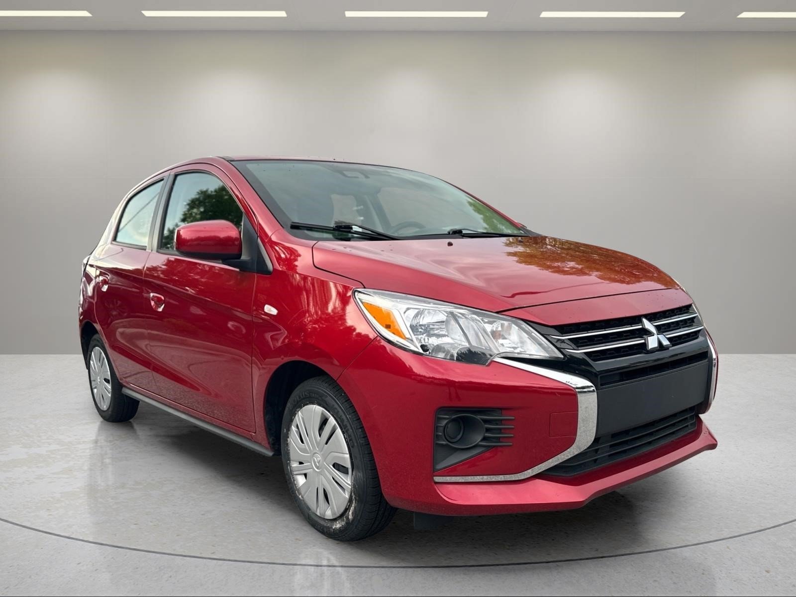 Used 2024 Wine Red Mitsubishi ES image 7