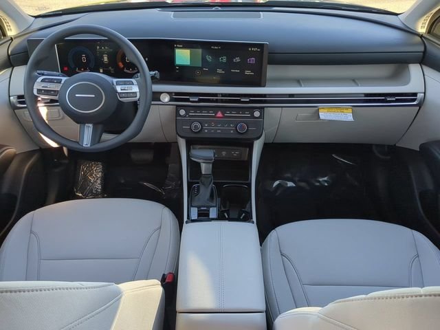 Used 2025 Gray Hyundai SE image 15