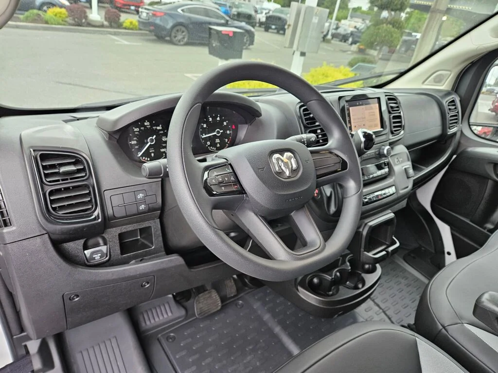 Used 2025 White Ram Base image 17