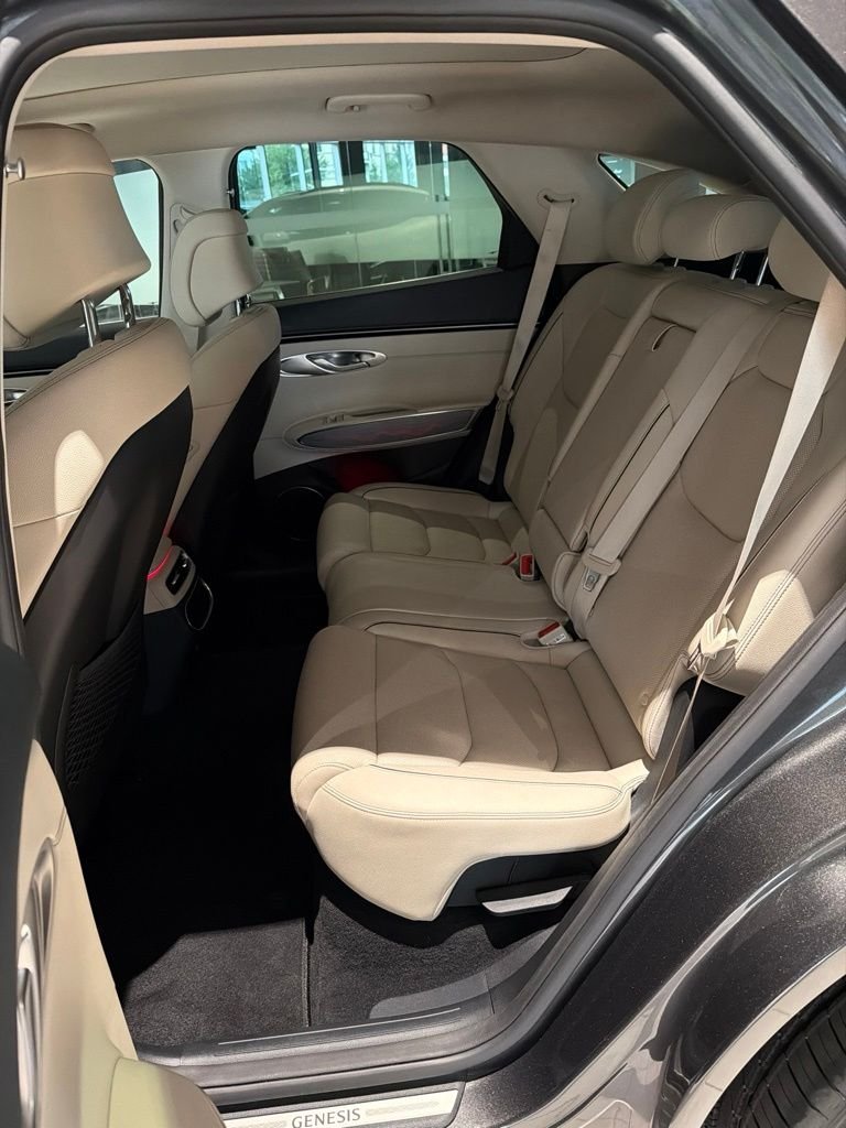 2024 GENESIS GV70 Standard - Photo 16