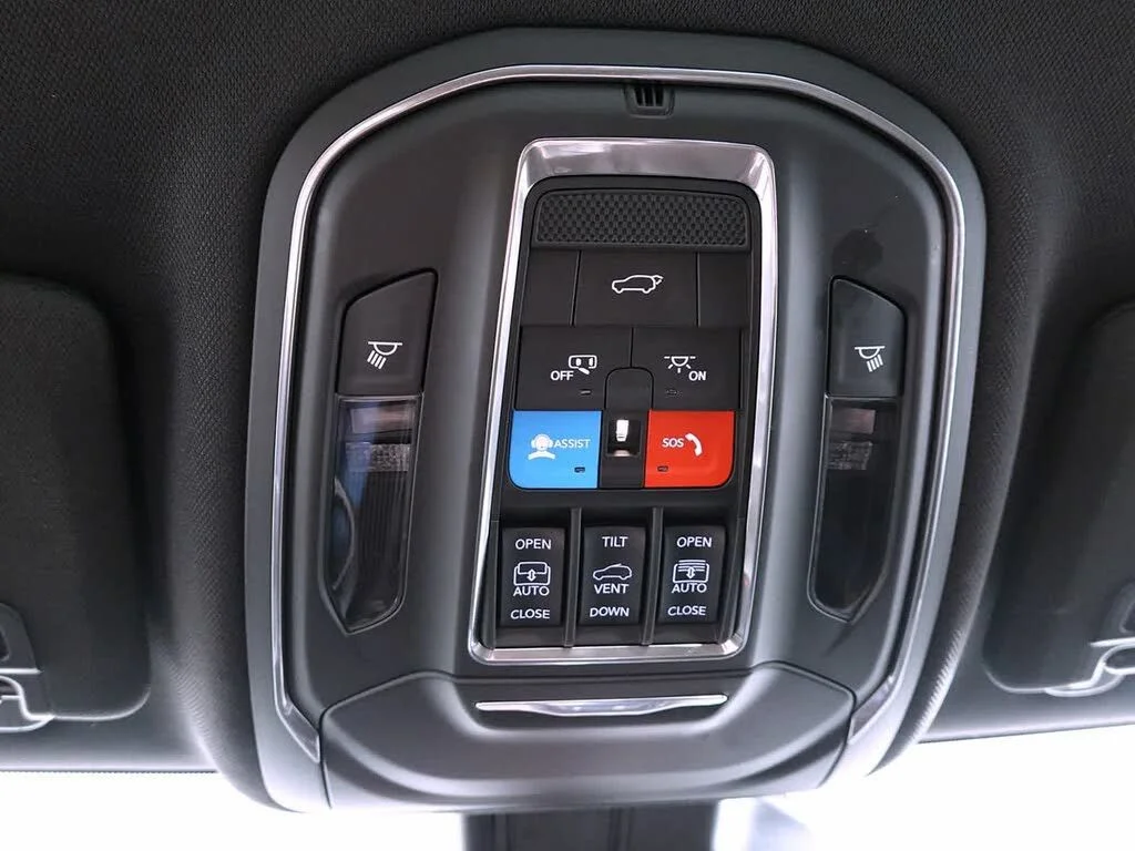 2025 Jeep Grand Cherokee Limited - Photo 24