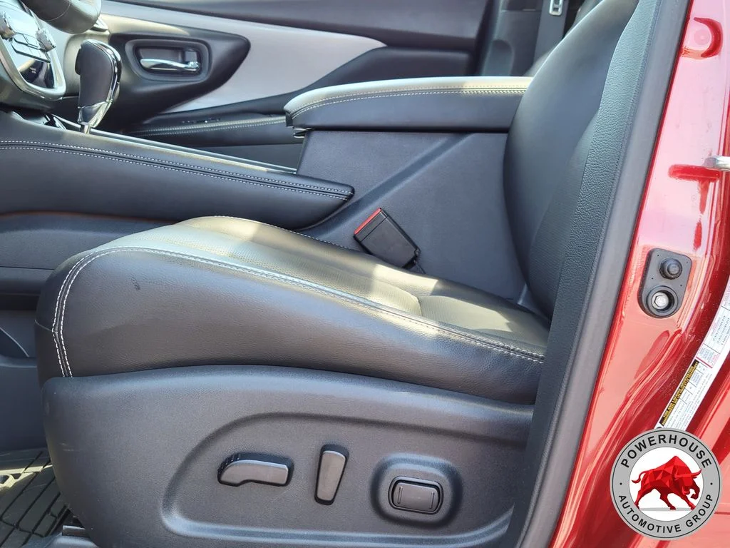 Used 2023 Red Nissan SL image 26