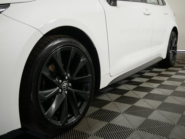 Certified Used 2023 Ice Cap Toyota SE image 2