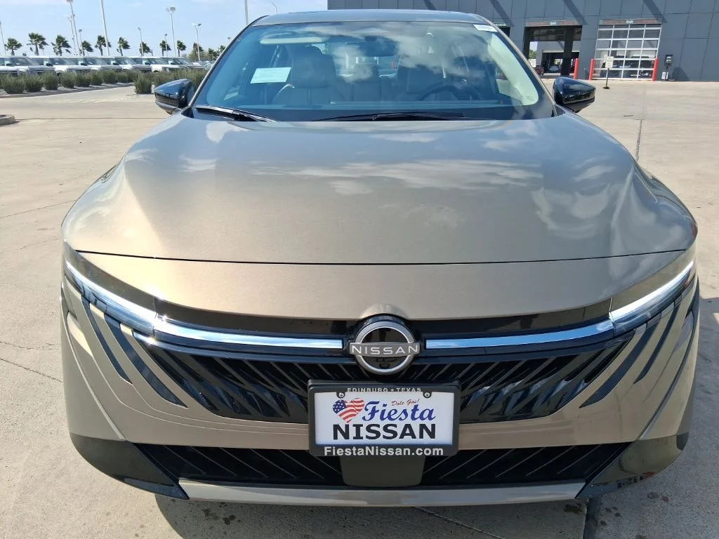 2026 Nissan Sentra SL - Photo 2