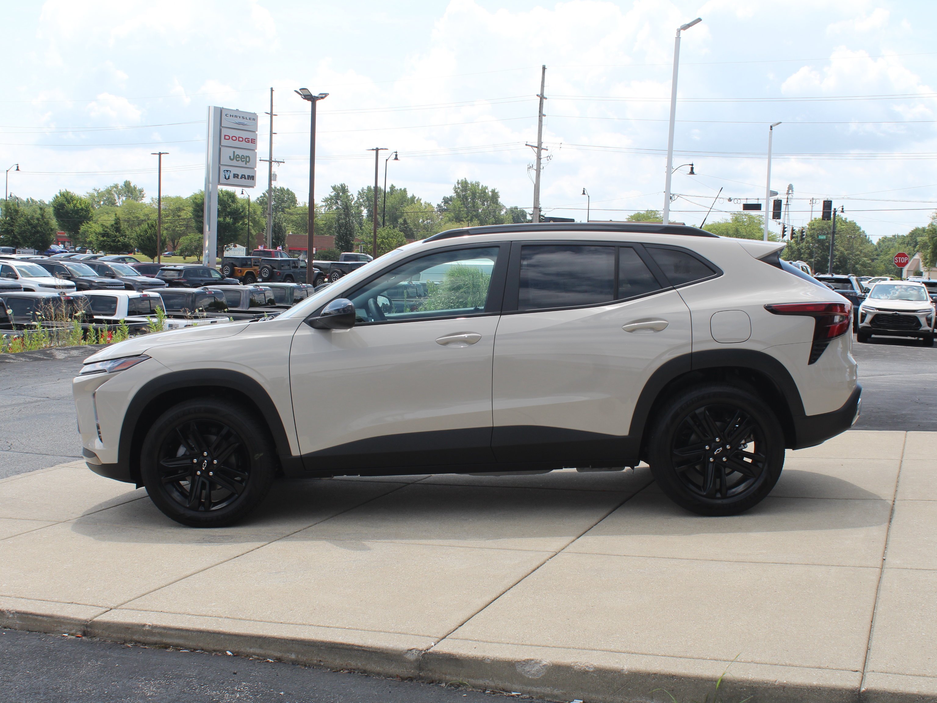 2026 Chevrolet Trax Activ - Photo 6