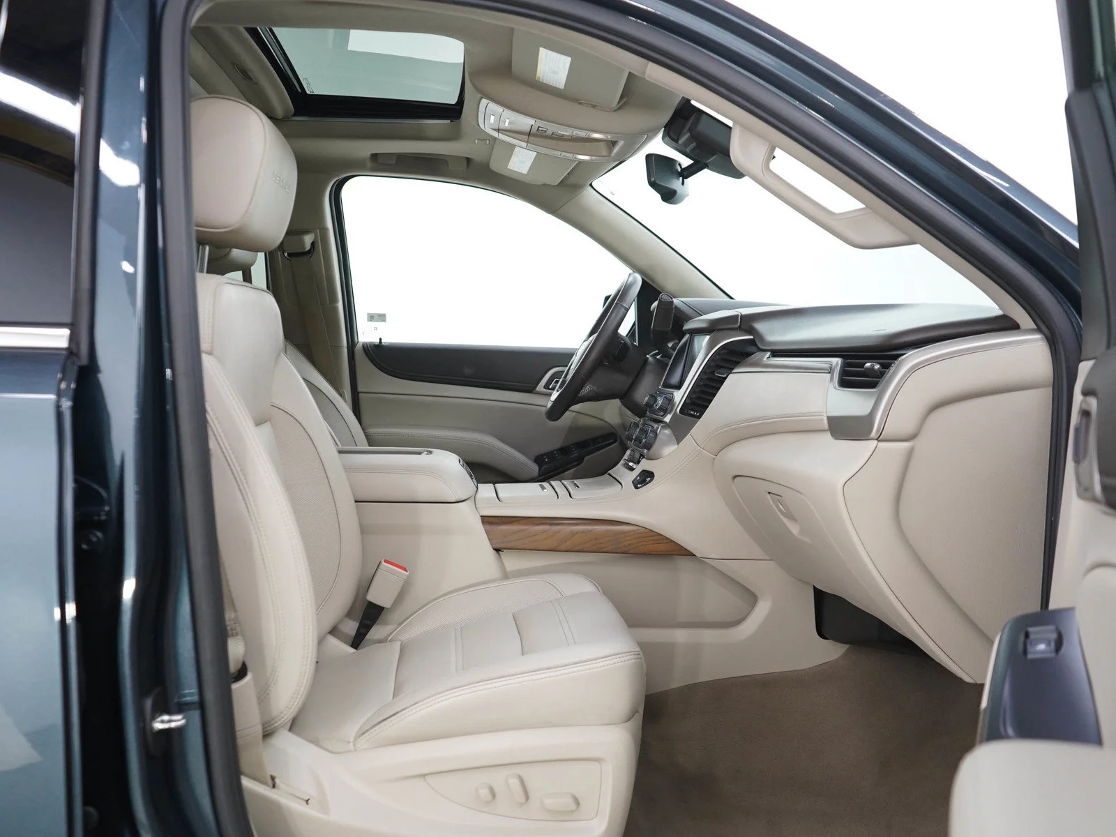 Used 2020 DARK SKY METALLIC GMC Denali image 11