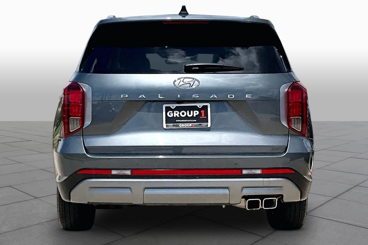 Used 2025 Steel Graphite Hyundai SEL image 5