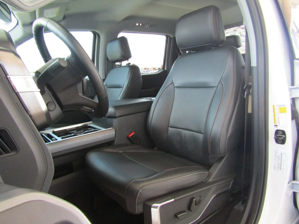 Used 2024 Oxford White Ford Lariat image 23