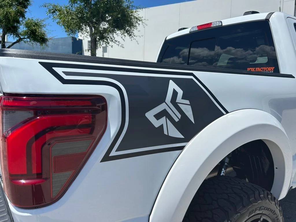 New 2026 Oxford White Ford Lariat image 25