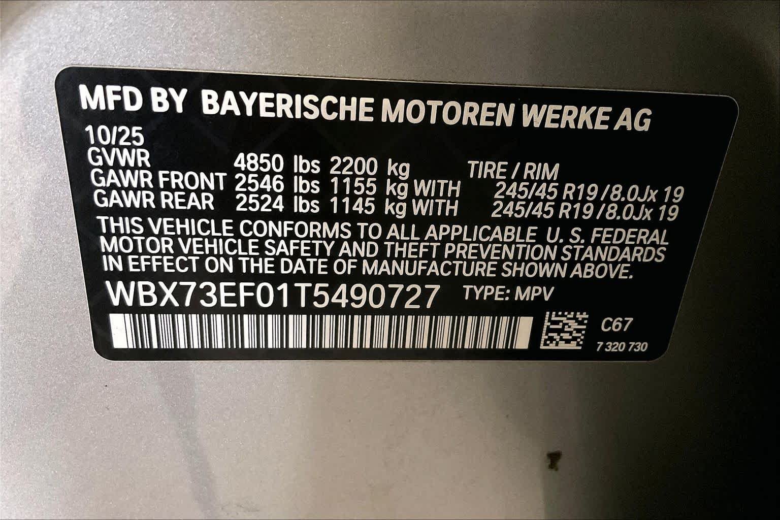 Used 2026 Space Silver Metallic BMW xDrive28i image 32
