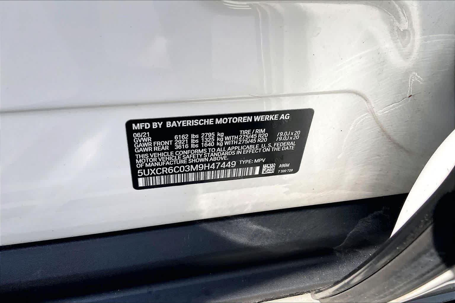 Used 2021 Mineral White Metallic BMW xDrive40i image 37