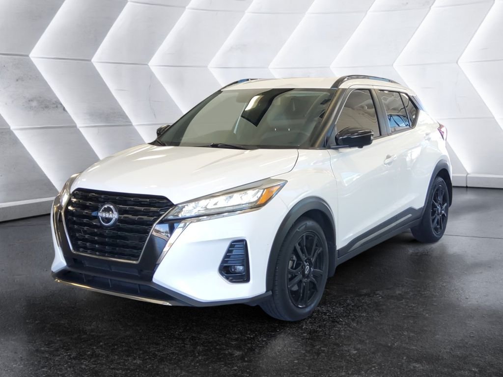 Used 2023 White Nissan SR image 3
