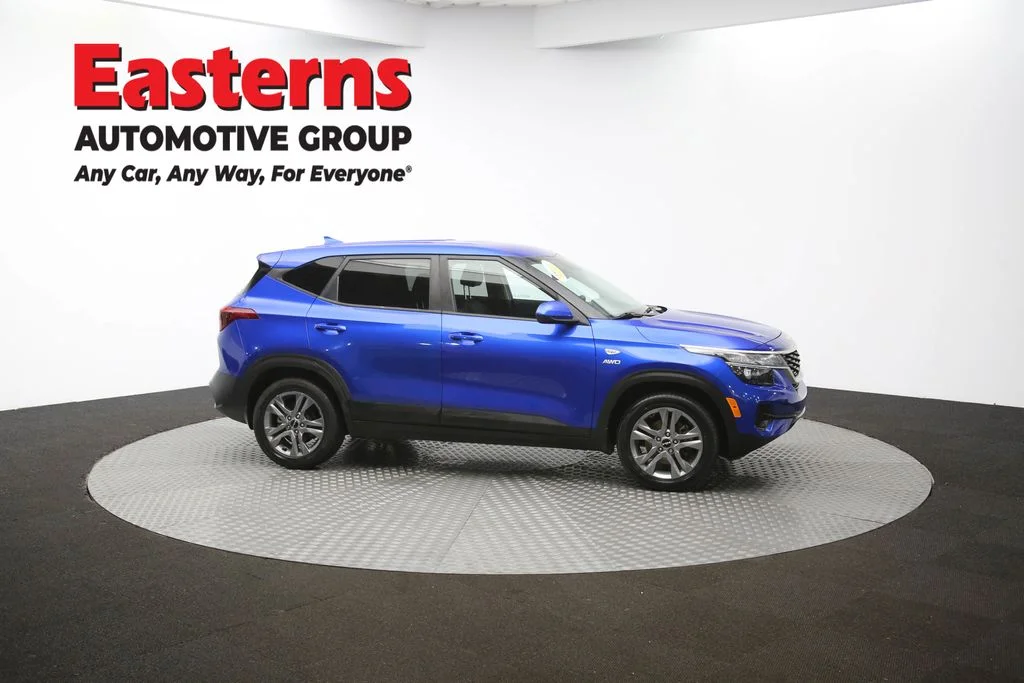 Used 2022 Blue Kia LX image 45