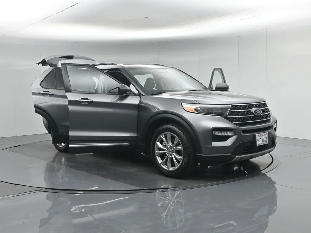 Certified Used 2023 Gray Ford XLT image 38