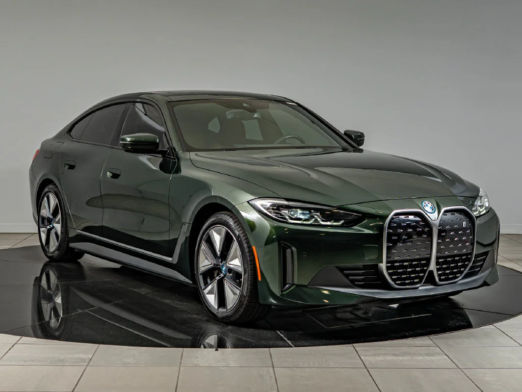 Used 2023 San Remo Green Metallic BMW eDrive35 image 3