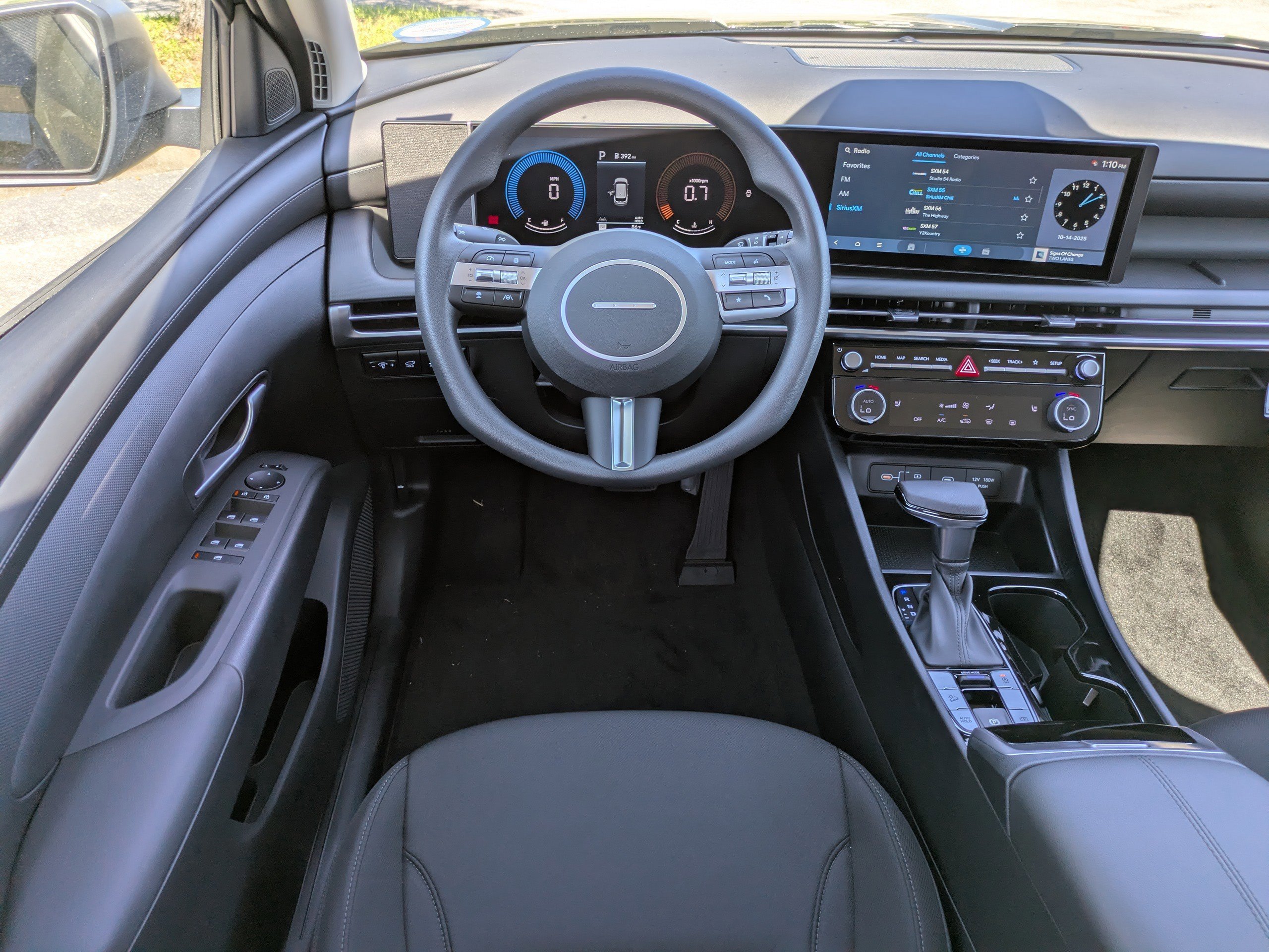 New 2026 Rockwood Green Hyundai SEL FWD image 10
