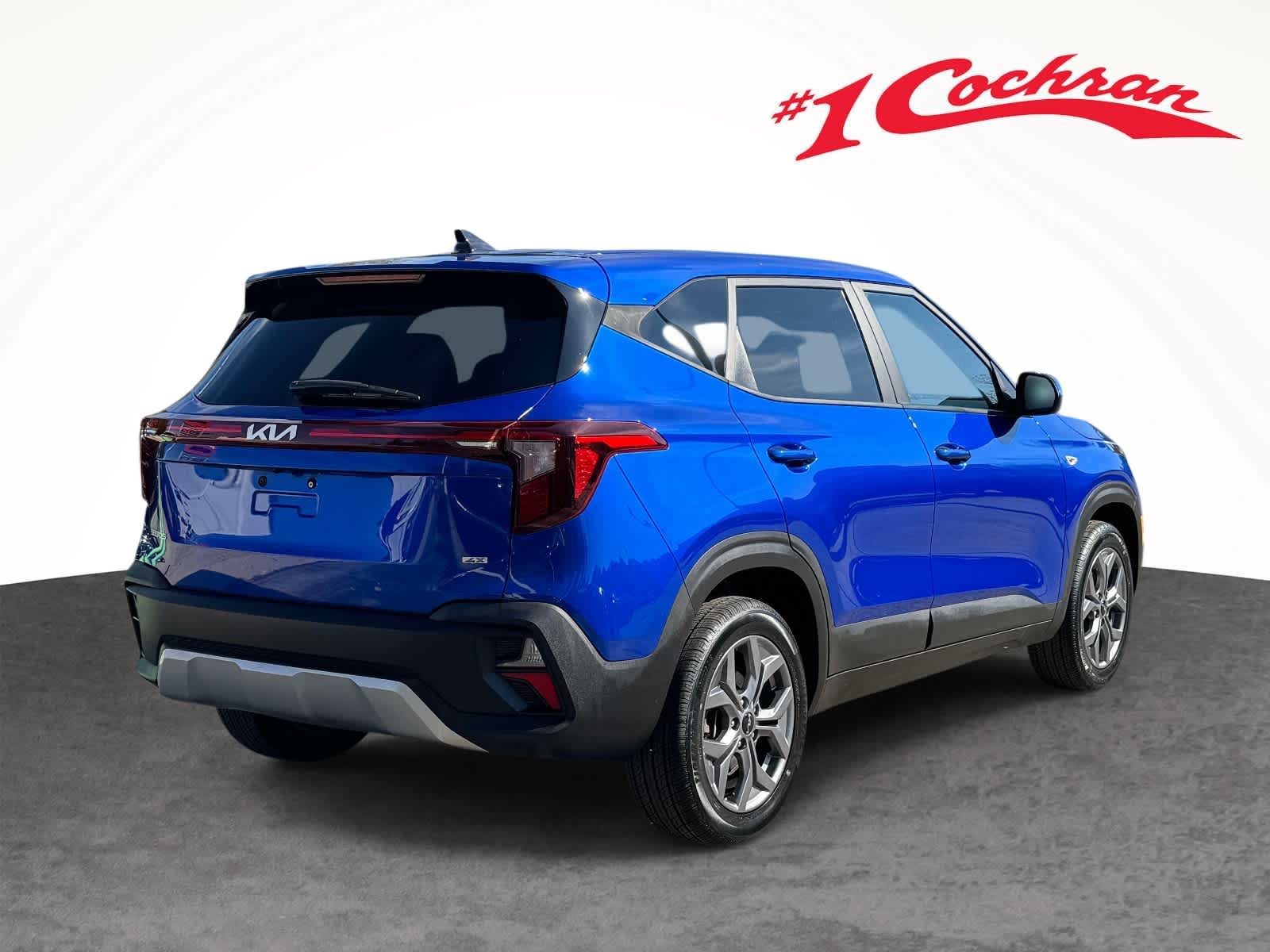 Used 2024 Neptune Blue Kia LX image 10