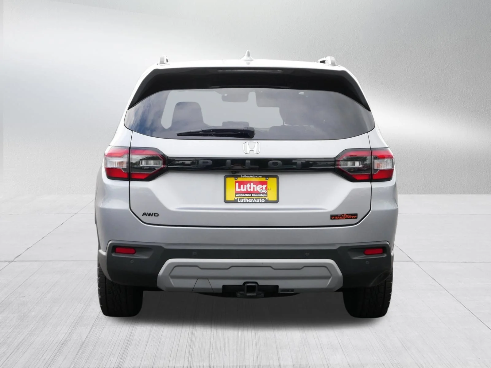 Used 2024 Lunar Silver Metallic Honda TrailSport image 6