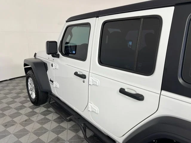 Used 2024 White Jeep Sport image 10