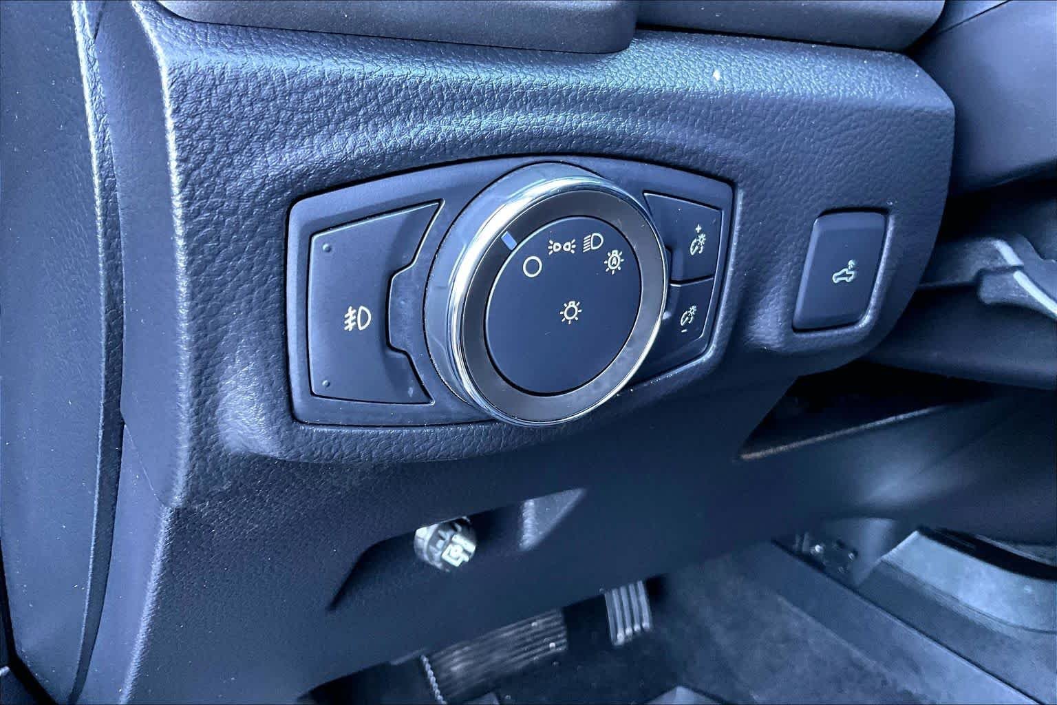 Used 2022 Carbonized Gray Ford XLT image 32